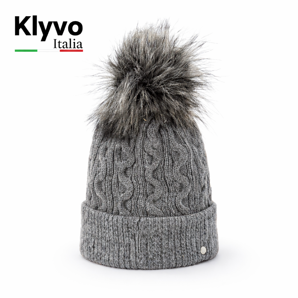 XENA - Damen-Wintermütze mit Bommel - Warm und gefüttert