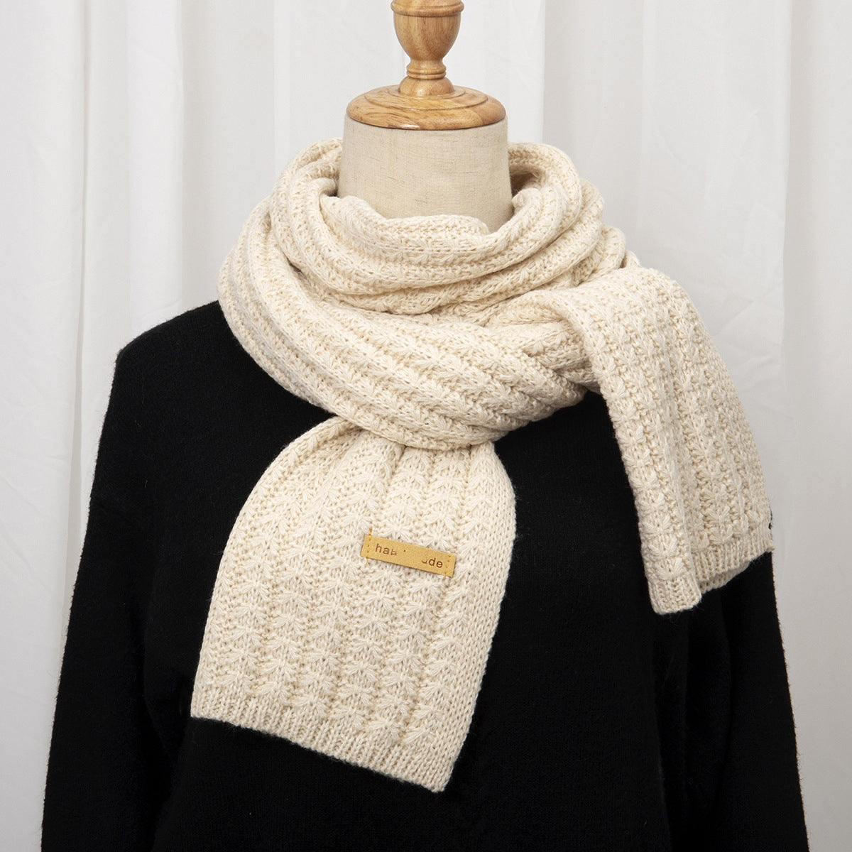 Sciarpa Donna Invernale in Maglia – Calda e Morbida 150×45 cm