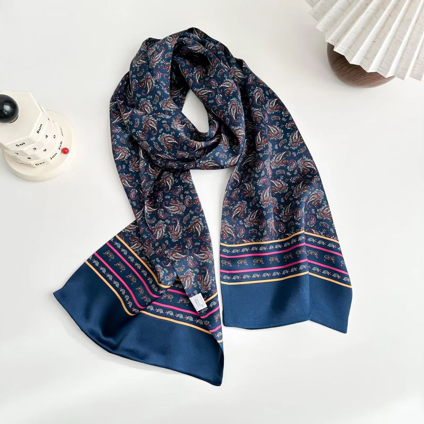 Sciarpa Uomo Primavera-Estate in Seta Stampata con Bordo in Raso