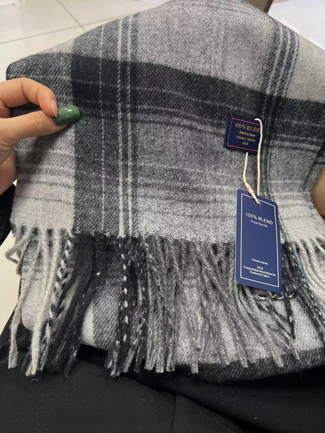 Sciarpa Invernale Unisex in Poliestere 180×32 cm