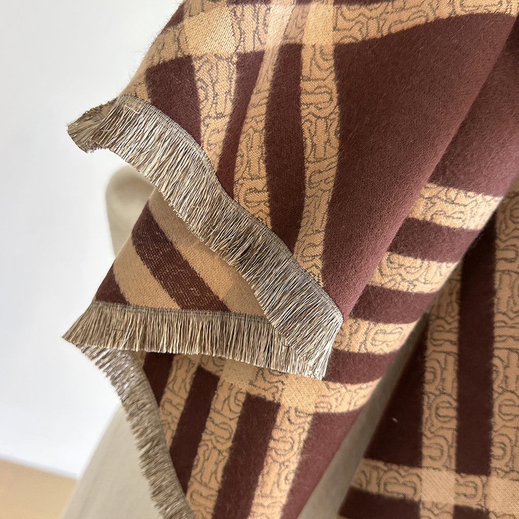 Sciarpa Invernale Donna Imitazione Cashmere con Nappe